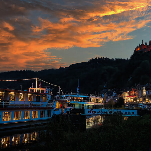 Cochem in der Nacht.